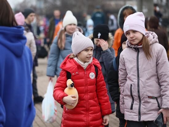 Отправка детей из Белгородской области в другие регионы России