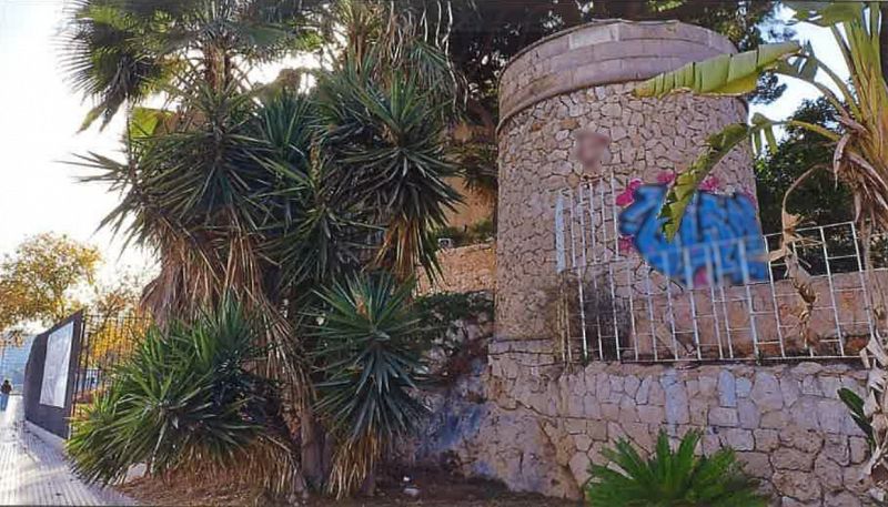 Identificat l'autor d'un grafit a la torre dels Jardins de Natzaret de Palma
