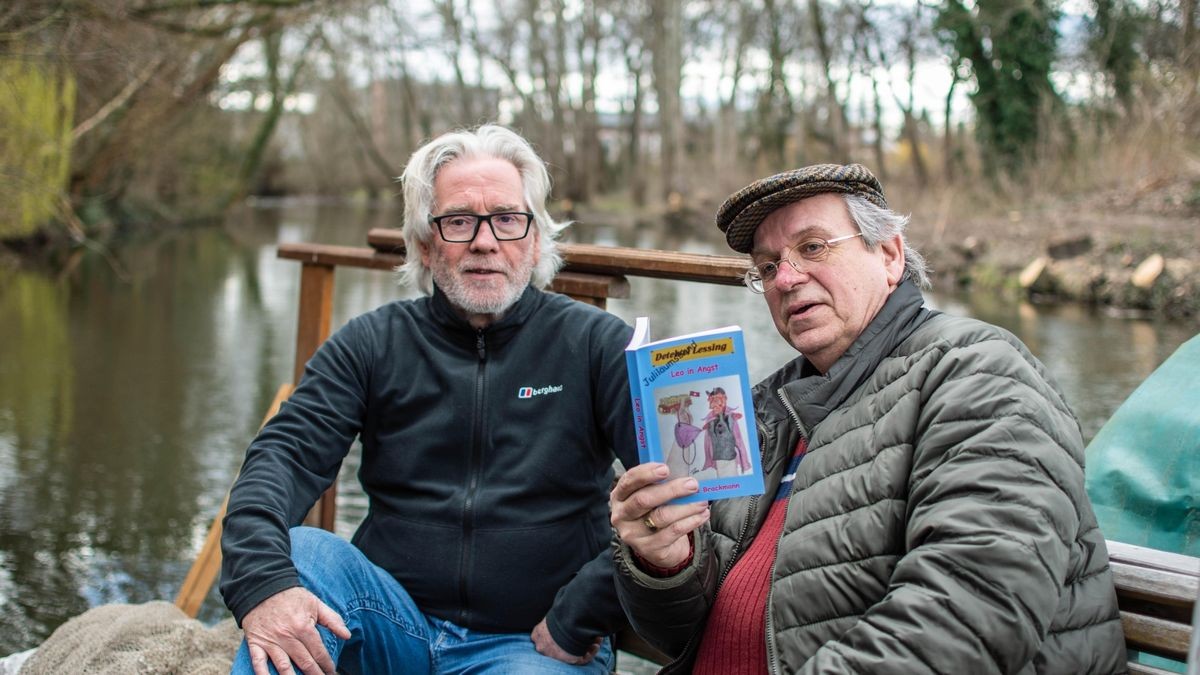 Michael Stier (links) und Uwe Brackmann laden zu Krimi-Lesungen auf der Oker ein.  