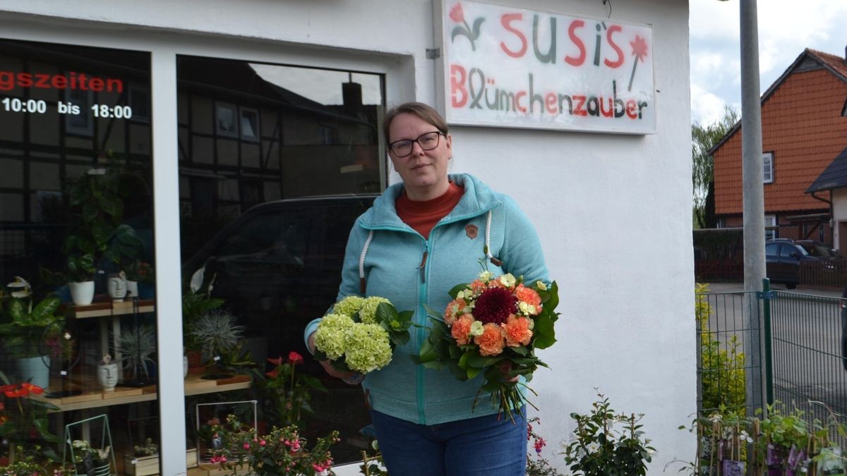 Am 5. April hat Susanne (Susi) Foltyn in Rennau ihren Blumenladen eröffnet und bietet dort Sträuße, Kränze, Blumenschalen und ein kleines Pflanzensortiment an.