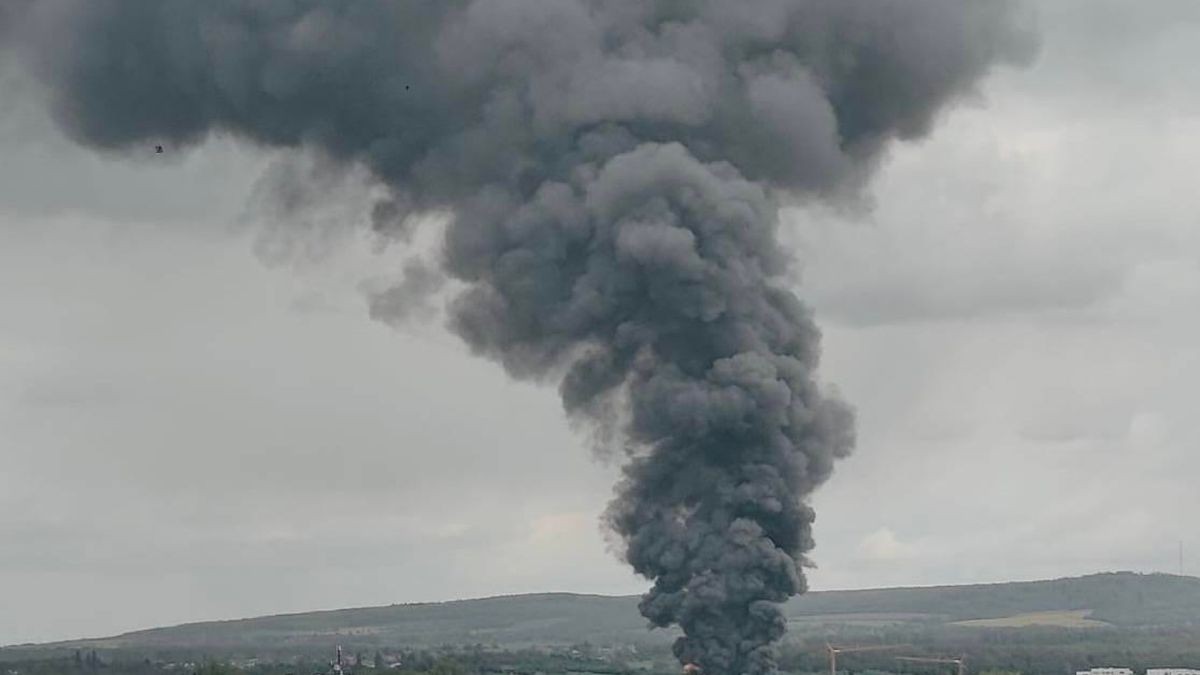 Explosion einer Chemiefabrik im Süden Braunschweigs.