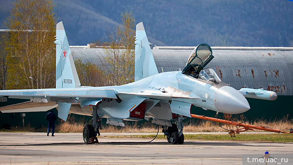 ОАК передала Минобороны новую партию истребителей Су-35С