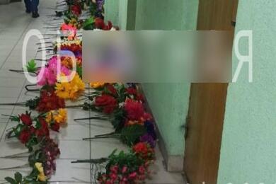 Цветы, которые изъяли у подозреваемых. 2024 год. Фото из приближенного к МВД телеграм-канала