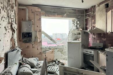 Поврежденная обстрелом квартира. 17 марта 2024 года, Белгород, РФ. Фото: t.me/vvgladkov