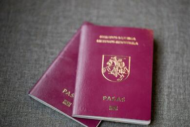 Литовский паспорт. Фото: DELFI