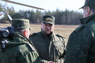 Александр Лукашенко во время рабочей поездки в Ошмянский район Гродненской области, 26 марта 2024 года. Фото: пресс-служба Лукашенко