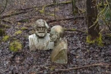 Бюсты Маркса и Ленина, найденные в лесу жителем Верхнедвинска. Фото: "Куфар"