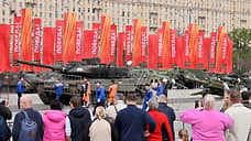 На Поклонной горе в Москве выставили трофейные танки Leopard