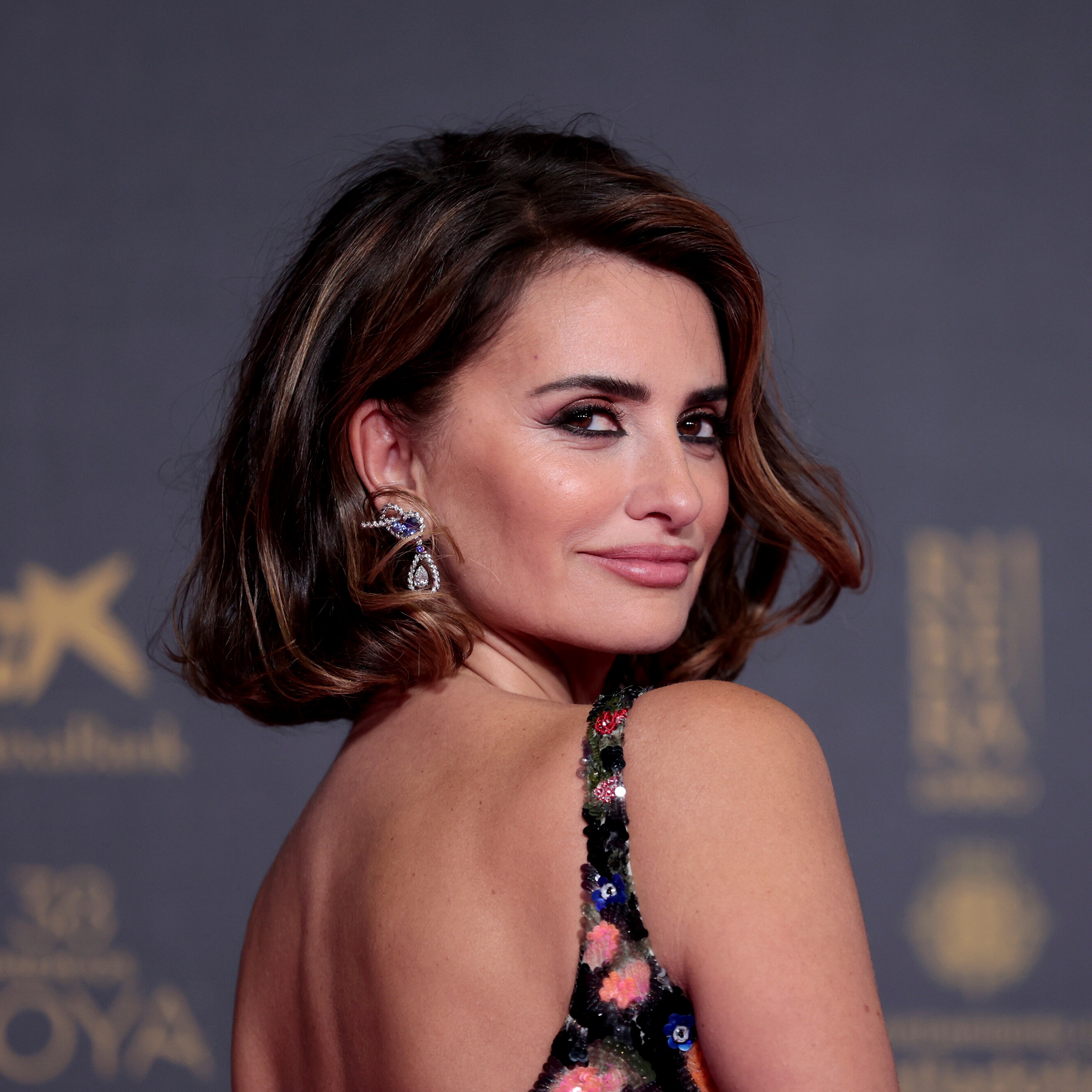 #Goodahairday: Penélope Cruz, 50 anni e tutto sulla sua chioma