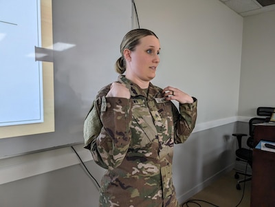 Soldier Teaches Sign Language to Deployed Troops