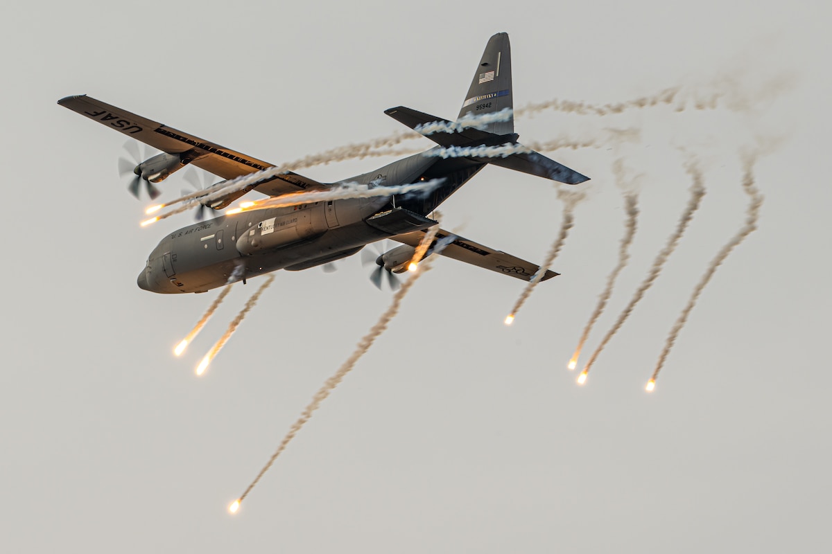 A C-130J Super Hercules from the Kentucky Air National Guard’s 123rd Airlift Wing deploys flares as part of an aerial demonstration during the Thunder Over Louisville air show and fireworks display in Louisville, Ky., April 20, 2024. This year’s event drew hundreds of thousands of spectators to the banks of the Ohio River and featured more than two-dozen aircraft. (U.S. Air National Guard photo by Dale Greer)