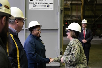 PHILADELPHIA - Chief of Naval Operations Adm. Lisa Franchetti meets with workers during a tour of Naval Foundry and Propeller Center (NFPC) in Philadelphia, Feb. 22. Franchetti was able interact with Navy civilians working in the ship and submarine production sector at NFPC. (U.S. Navy photo by Mass Communication Specialist 1st Class William Spears)