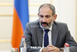 Փաշինյանը՝ Միքայելյանին քննադատողներին. Զբաղվեք ձեր ծառայությամբ և չփորձեք քիթներդ խոթել քաղաքականության մեջ