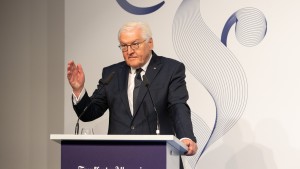 Steinmeier bedauert Äußerung über „Kaliber-Experten“