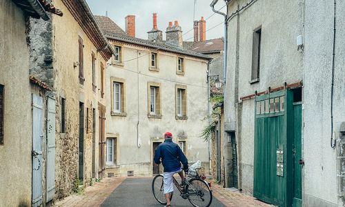 Pour le Secours catholique, les territoires ruraux sont en panne de mobilit&eacute;. Ici au Dorat, dans la&nbsp;Haute-Vienne.