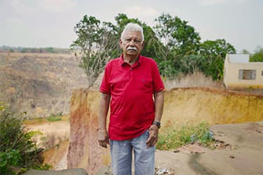 Portret Hoze Ribamara Silveire u blizini jaruge