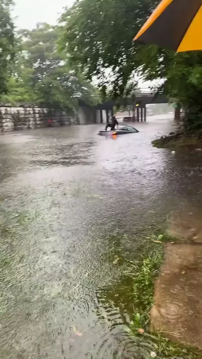 Сильное наводнение в Чикаго.