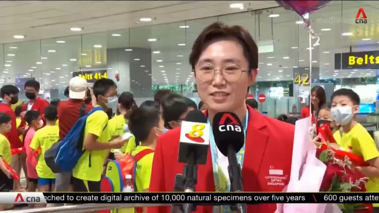 Warm welcome home for Team Singapore athletes after Commonwealth Games | Video