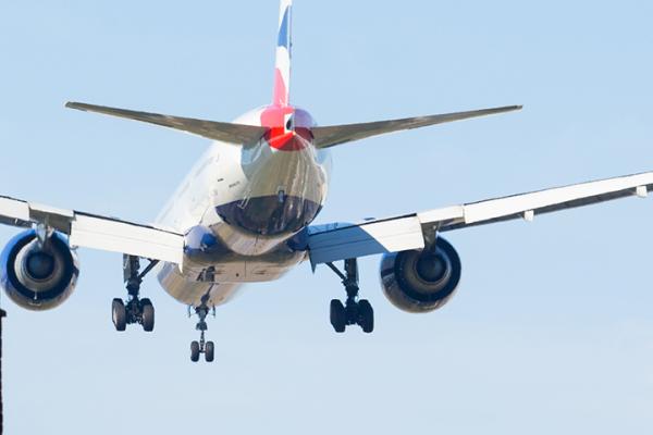 Design changes to landing gear as well as wing flaps and slats could reduce noise from jetliners. © Steve Heap, Shutterstock.com