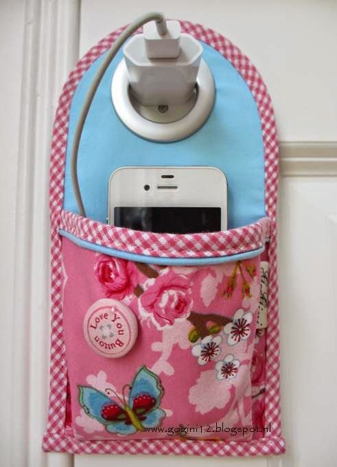 IPod bag - Im always looking for a better way to charge my phone!: 