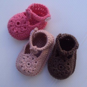 Free Crochet Baby Shoes Patterns | ... and fun pattern! Crochet these baby shoes for your special baby girl: 