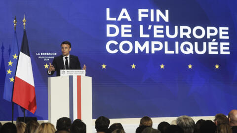 Emmanuel Macron à la Sorbonne, le 25 avril 2024.
«Notre Europe, aujourd'hui, est mortelle, elle peut mourir» a prévenu Emmanuel Macron à la Sorbonne dans un nouveau discours pour une Europe «plus souveraine et plus puissante». Une intervention surtout perçue comme une entrée en campagne du chef de l'État, alors que son camp patine à six semaines des européennes.