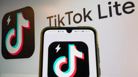 An illustration photo showing the TikTok Lite logo.