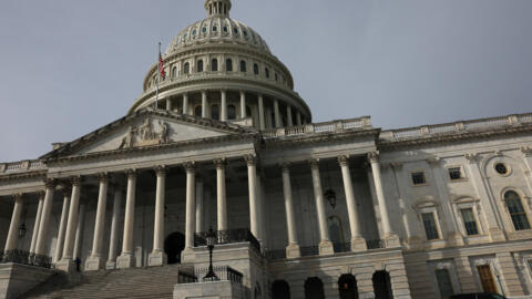 Los demócratas y los republicanos votarán en El Capitolio de EE.UU. por el paquete de ayuda para Ucrania. 