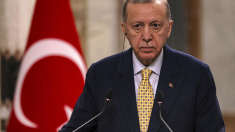 Le président turc, Recep Tayyip Erdogan, s'exprime lors d'une visite à Bagdad, le 22 avril 2024.