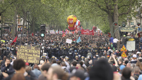 À Paris, les syndicats ont comptabilisé 50 000 manifestants dans le cortège de la manifestation pour le 1er-Mai, tandis que la préfecture de police a comptabilisé 18 000 personnes, le 1er mai 2024.