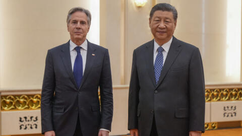 Le secrétaire d'État américain Antony Blinken rencontre le président chinois Xi Jinping au Grand Hall du Peuple à Pékin, le 26 avril 2024.