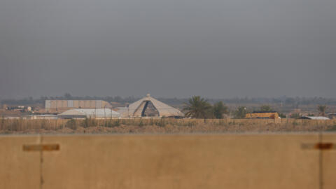 La base militar de Calso, en la provincia iraquí de Babil, fue presuntamente alcanzada por una enorme explosión a última hora del viernes. Foto tomada el 20 de abril de 2024.