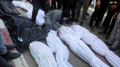 ضحايا فلسطينيون بعد غارة اسرائيلية.
