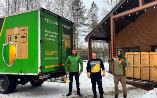 «Грузовичкоф» перевез раненого амурского тигра из Москвы в «Дом Тигра»