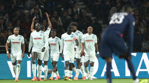 Les joueurs du Havre célèbrent leur but face au PSG au Parc des Princes, le 27 avril 2024.