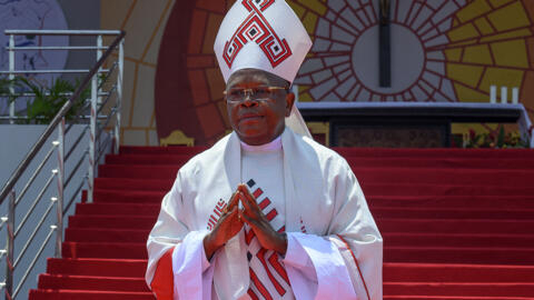 Le cardinal Fridolin Ambongo Besungu part après la messe papale à l'aéroport de Ndolo à Kinshasa, en République démocratique du Congo (RDC), le 1er février 2023.