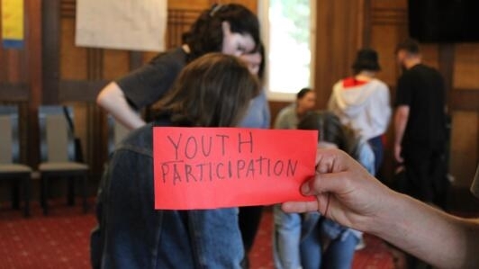 În Săptămâna Europeană a Tineretului, o discuție despre valorile europene inițiatâ de Asociația Romanian Angel Appeal.