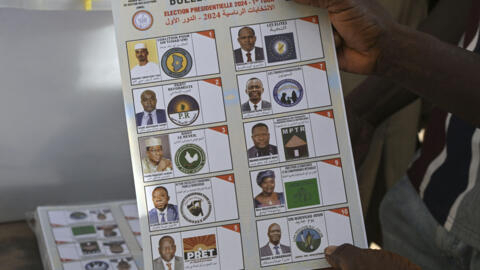 Vue d'un bulletin de vote à Ndjamena le 6 mai 2024 lors de l'élection présidentielle au Tchad.