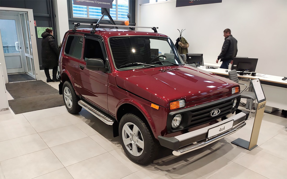 Lada Niva вошла в тройку самых популярных моделей в России