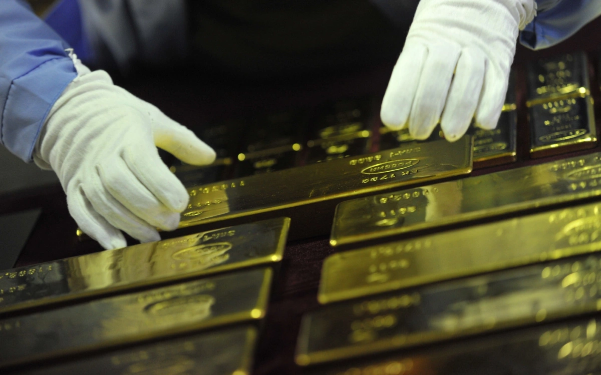 На Уолл-стрит предсказали рост цен на золото до $3500 за унцию