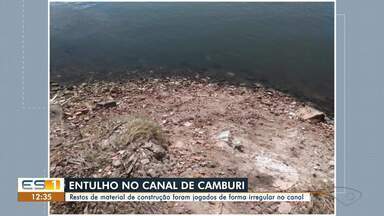 Entulho é descartado de forma irregular no Canal de Camburi, em Vitória - Veja a seguir.