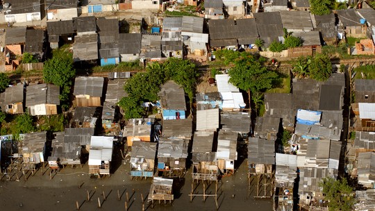 Tarcísio anuncia R$ 27 milhões de investimento para a maior favela sobre palafita da América Latina - Foto: (Arquivo A Tribuna)