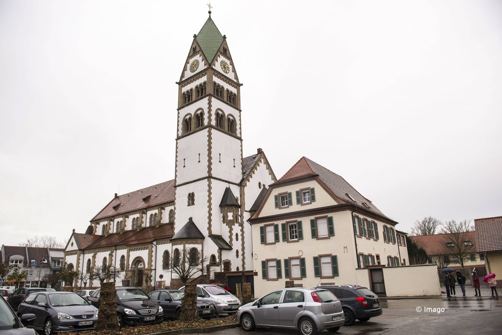 There are only few instances of people seeking asylum in churches in Germany, with churches reporting only 320 cases across the country in 2022 | Photo: Imago / EPD Heike Lyding
