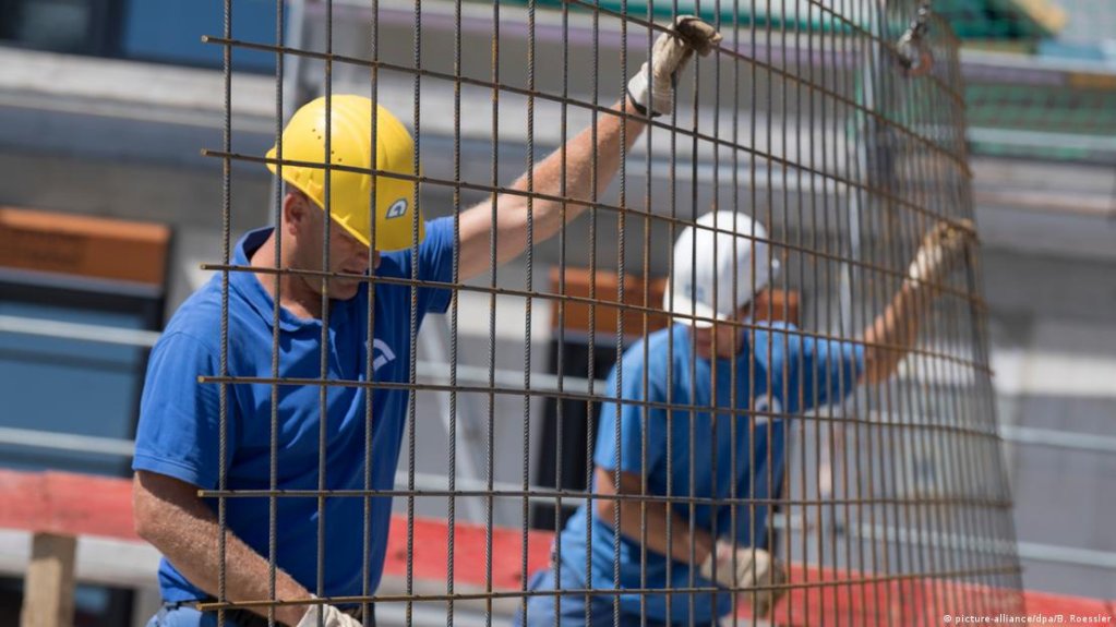 File photo: Three-quarters of the workers from the Western Balkans are in construction | Photo: picture-alliance/dpa/B. Roessler