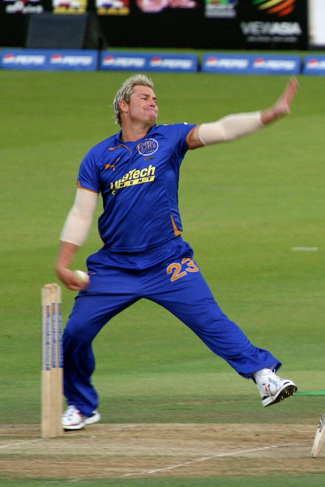 684px-Shane_Warne_bowling_2009