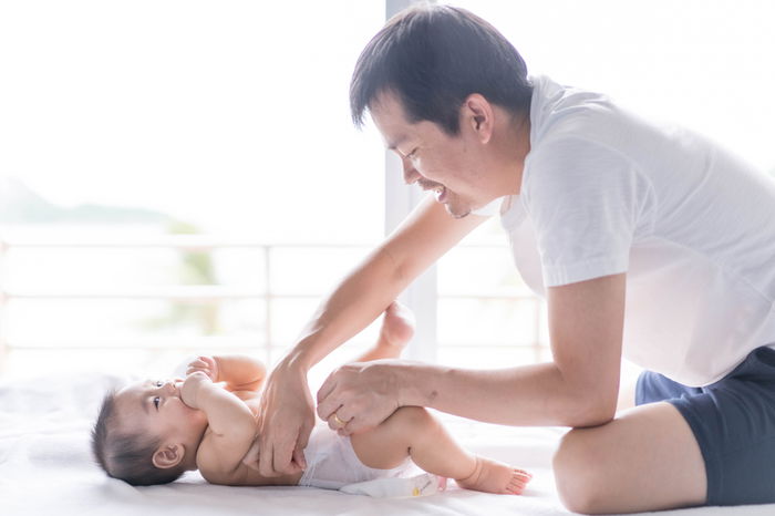 New Parents Guide: Essential Tips for Managing Newborn Diaper Changes Like a Pro