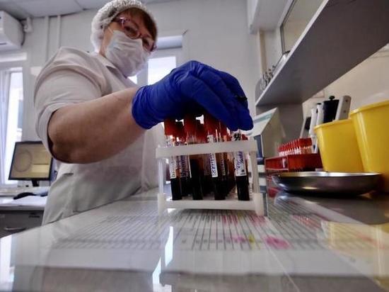 Не пить и предохраняться: новосибирцам начали ставить китайскую вакцину от коронавируса