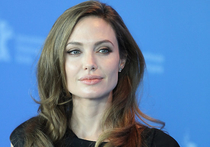 Российские врачи предупреждают Анджелину Джоли об опасности ветрянки
