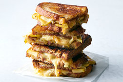 Image for Grilled Cheese With Apples and Apple Butter