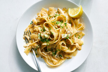 Garlicky Crab and Brown Butter Pasta